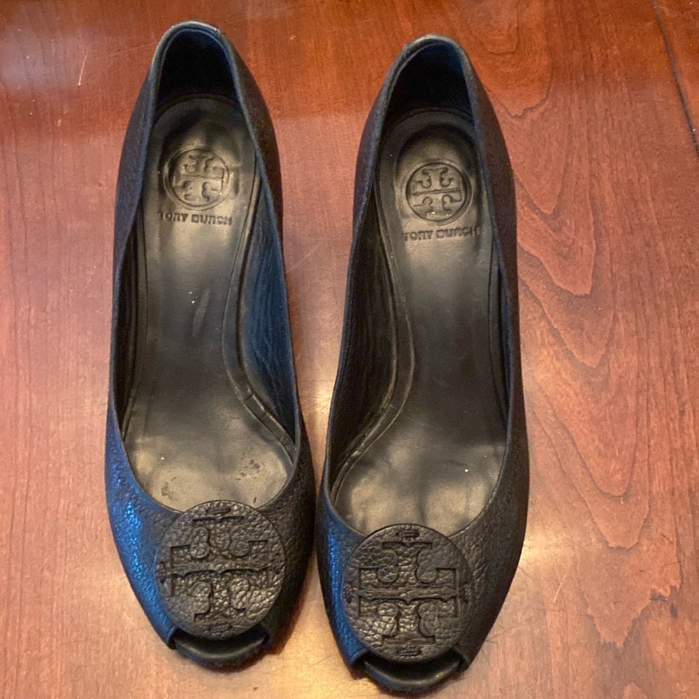 Tory Burch Black Pebble Sally peep toe wedge